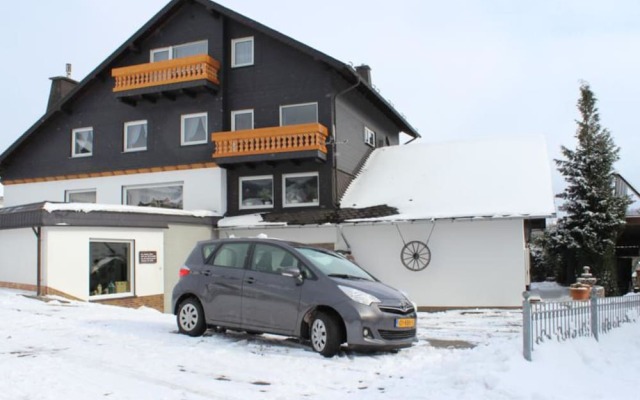 Cozy Apartment with Private Terrace in Sauerland