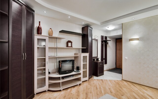 На Большой Якиманке 52