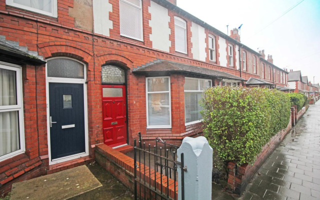 Panton Road - Modern Classic Terrace - Sleeps 12