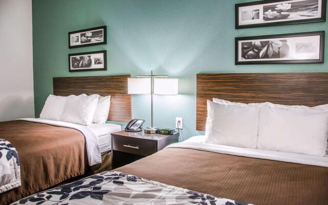 Sleep Inn & Suites Center