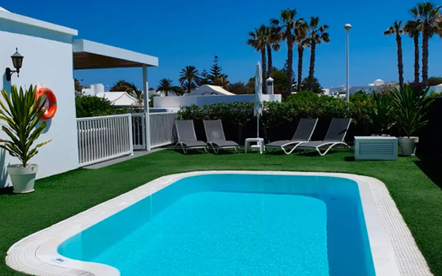 Hyde Park Lane Villas