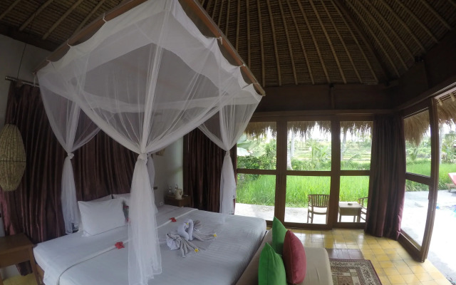 Sapu Lidi Resort Spa and Gallery