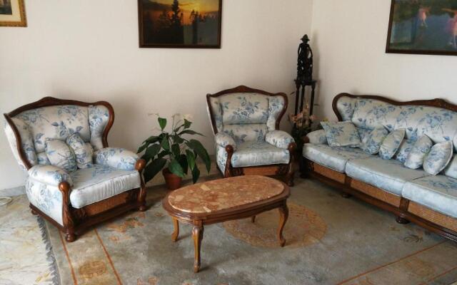 Papa Giovanni Xxiii Apartment