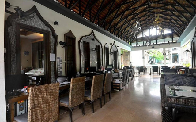 Paragon Inn