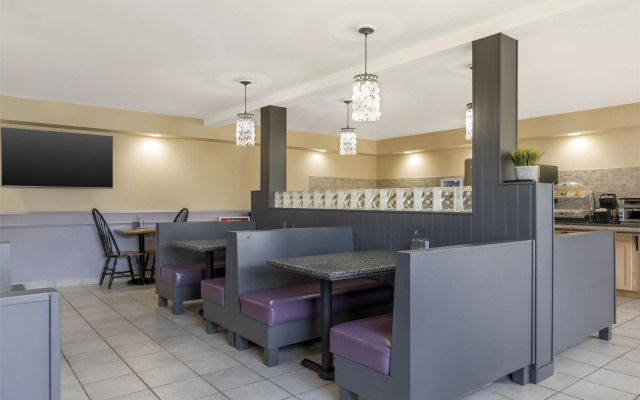 Best Western Plus Woodstock Hotel & Conference Centre