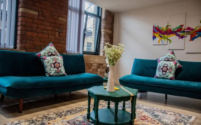 BV Lush Apartment At Conditioning House Bradford