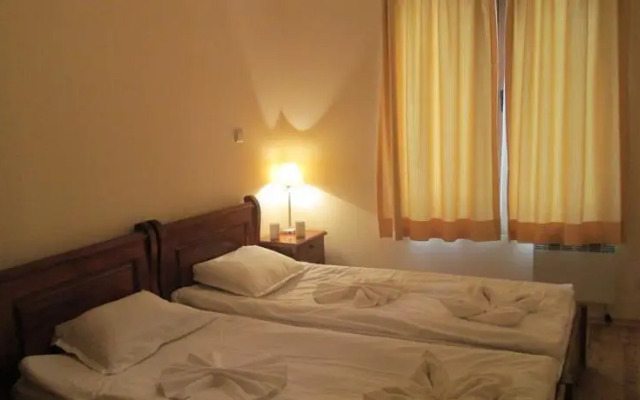 Todorka Views Alexander Services Apartments