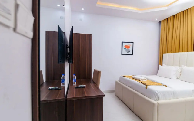 Fifthinn Lekki