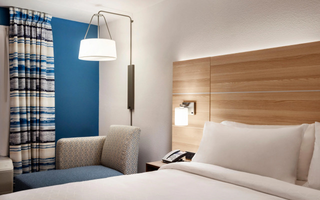 Holiday Inn Express Dumfries by IHG