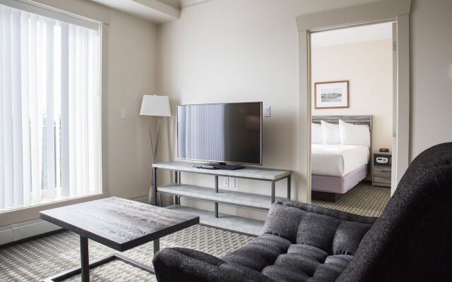 Chateau Nova Yellowknife