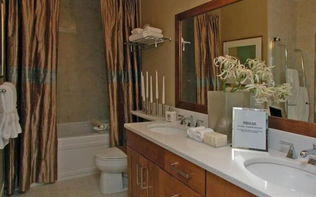 Waterscapes Resort by Discover Kelowna Resort Accommodations