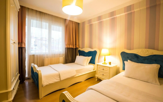Real King Hotel