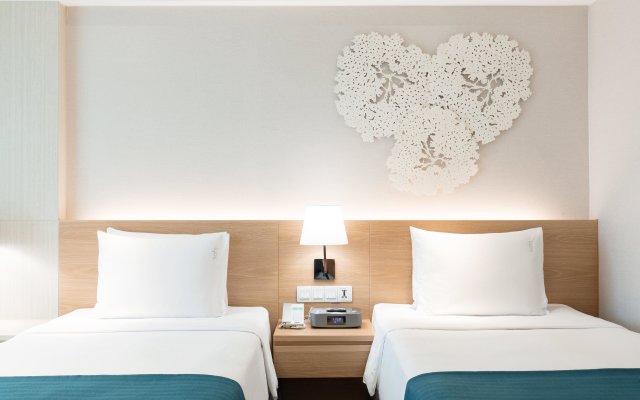 Holiday Inn Bangkok by IHG
