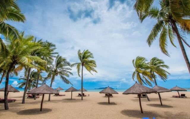 Sanya Yunju Seaview Apartment