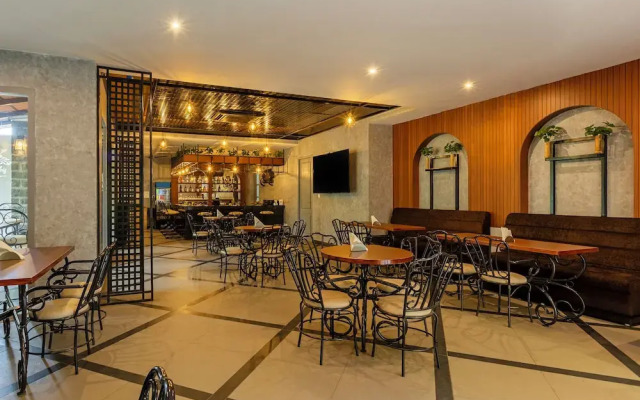 Sterling Hibis Vellore