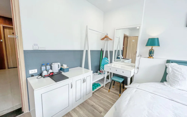 Marina Seaside Boutique Hotel