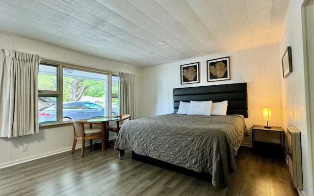 Mount Coolidge Motel