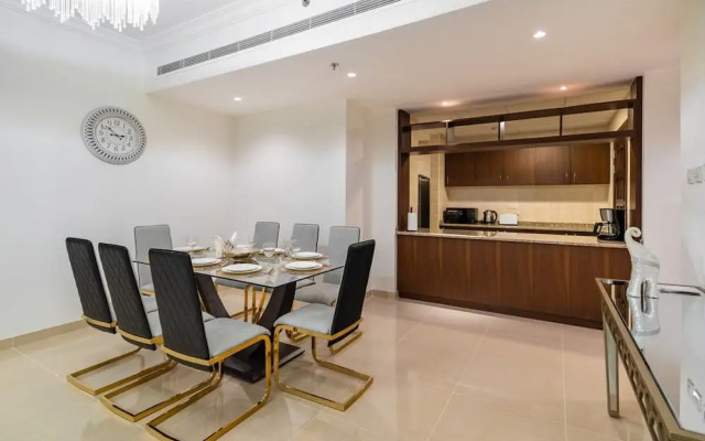 Stunning 2BR Apt Palm Jumeirah