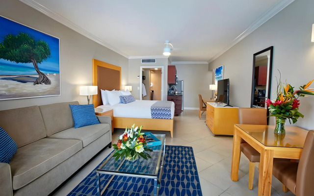 Divi Little Bay Beach Resort