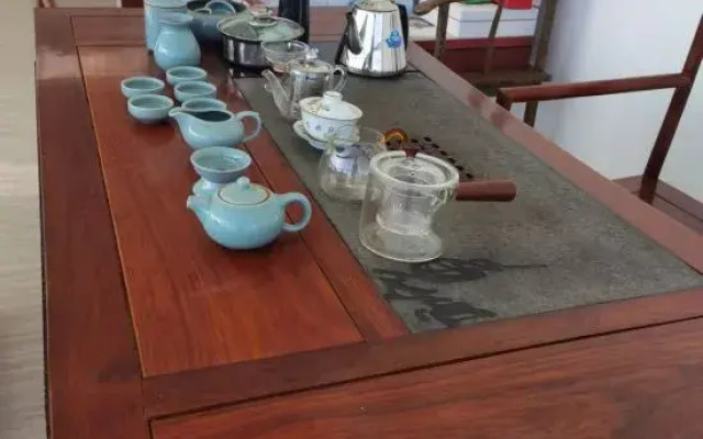 huafu lijin hotel