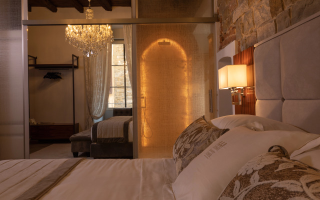 Donati Luxury Tower Suites