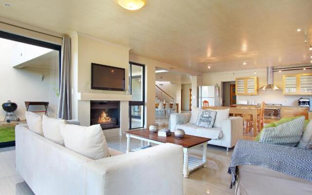 Vacation Villa Sunset at Granula