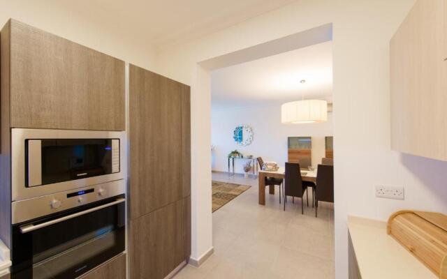 Seafront Apartment Sliema
