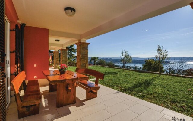 Nice Apartment in Portoroz With Wifi and 1 Bedrooms