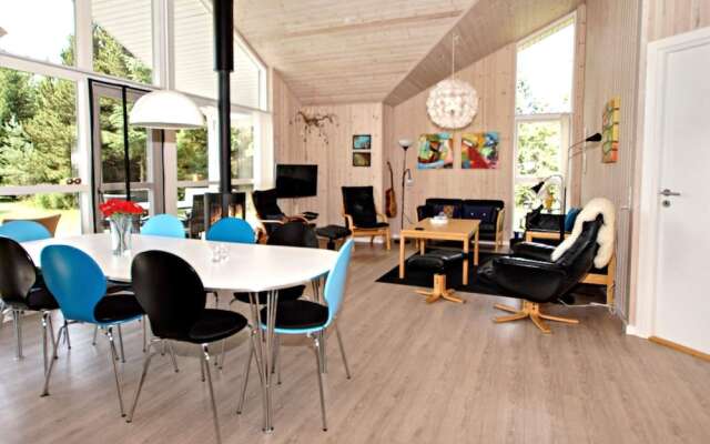 Cosy Holiday Home in Jutland, Midtjylland With Terrace