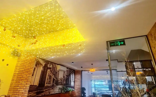 Lyly's House - Homestay