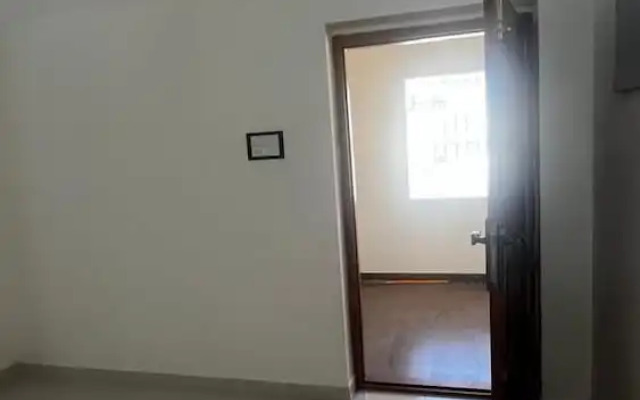 V Inn Service Apartments