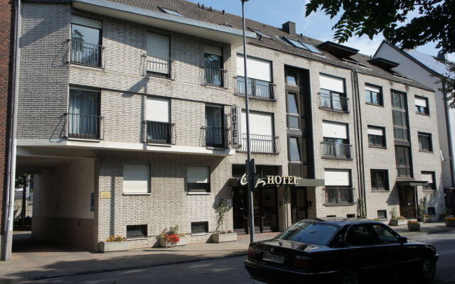 hotelImage