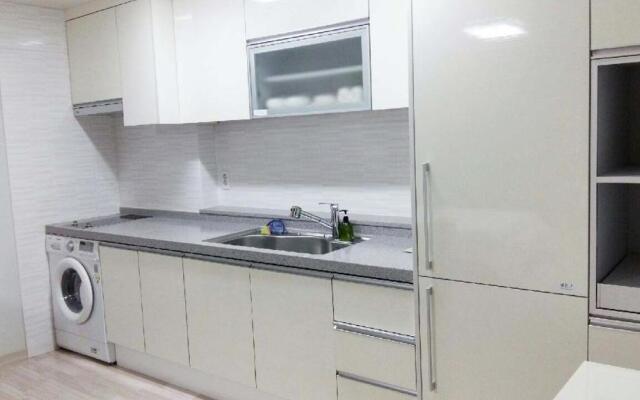 Gaon Residence