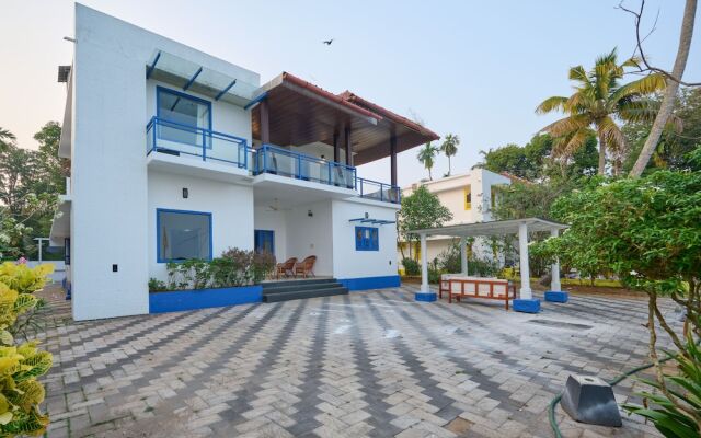 Seclude by the Lake Alleppey