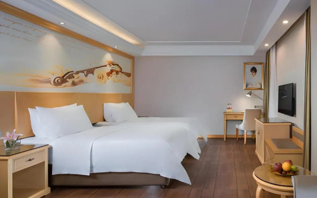 Vienna Hotel (Huidong Jilong)