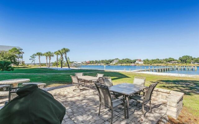 Sailmakers Place 302