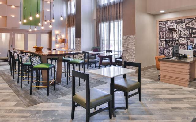 Hampton Inn & Suites Altoona-Des Moines
