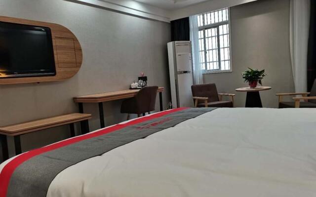 Jun Hotel Jiangxi Jiujiang Pengze County Longcheng Avenue