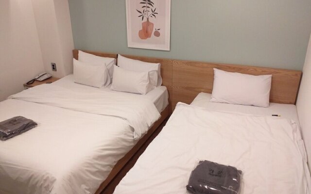 Cheongju Hotel Dictionary
