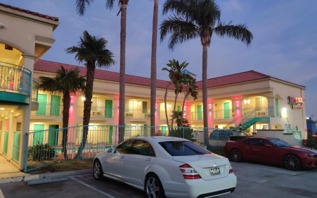 LYFE INN & SUITES by AGA - LAX Airport