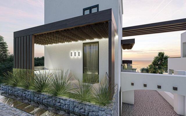 Beachfront Suite
