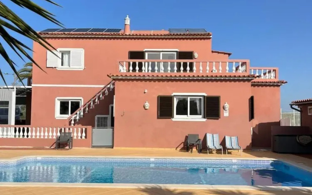 La Villa Paradis Pera