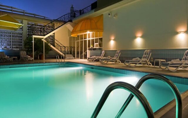 Copthorne Downtown Abu Dhabi Hotel