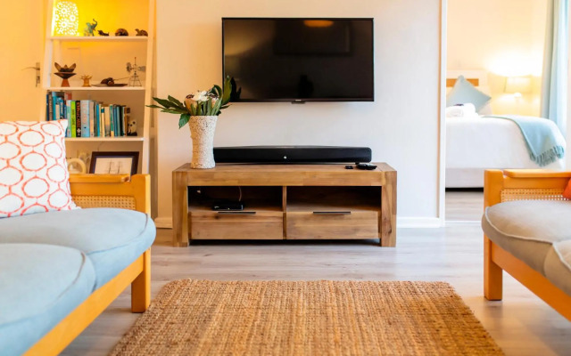 Lazur Holiday Apartment Wilderness