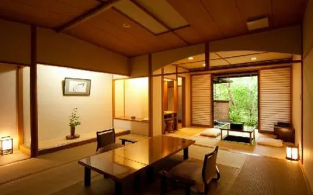 Nonohanatei Komurasaki