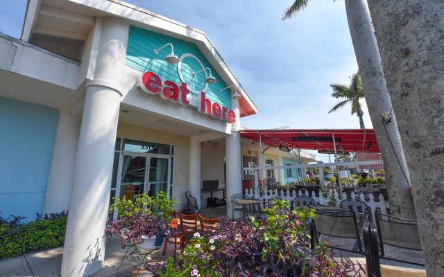 Whispering Waves East Apartment 1