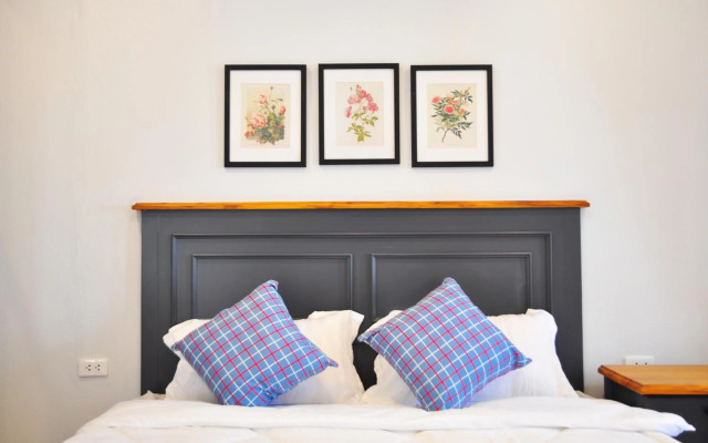 C Room (Chomchan) at Airport