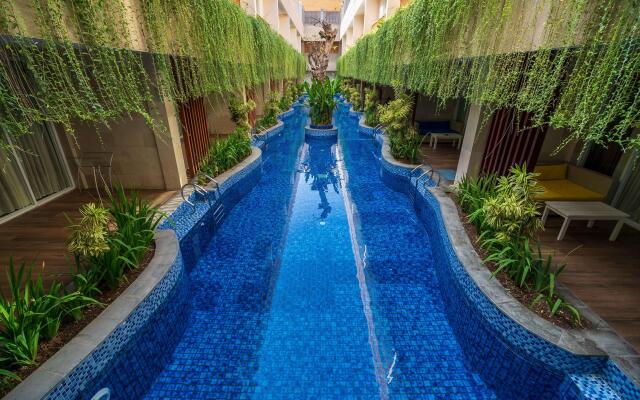 d’Nusa Beach Club and Resort