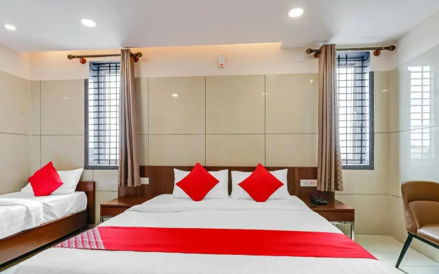 OYO 48789 Sri Vinayaka Lodge