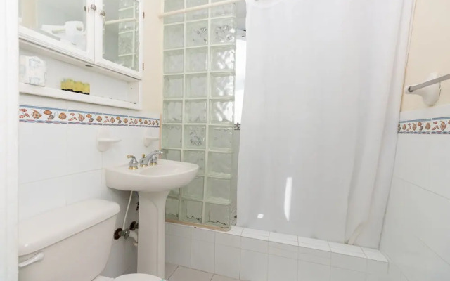 703 Ocean View Hollywood Beach